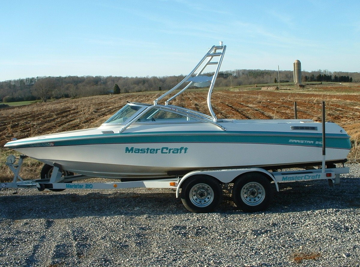 main view of 90 - 92 mastercraft maristar 210 with new dimension towers wakeboard tower